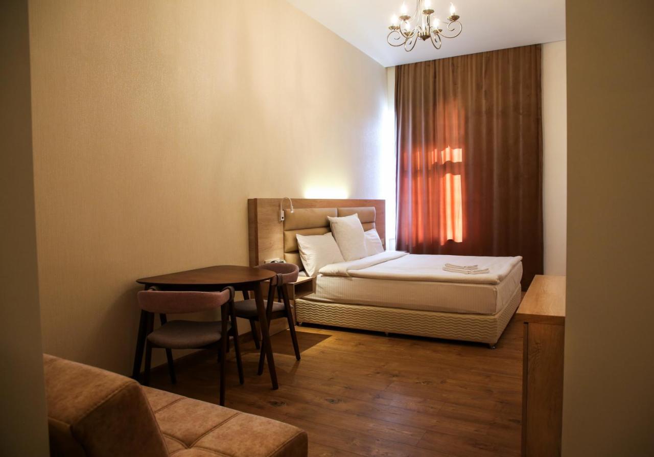 Kuma Hotel Gyumri Ngoại thất bức ảnh